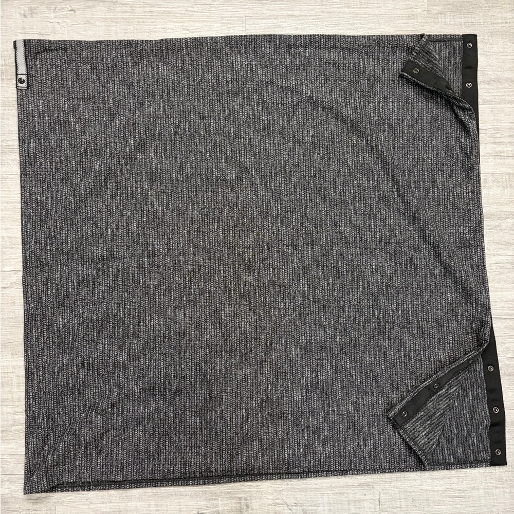 Lululemon Vinyasa scarf